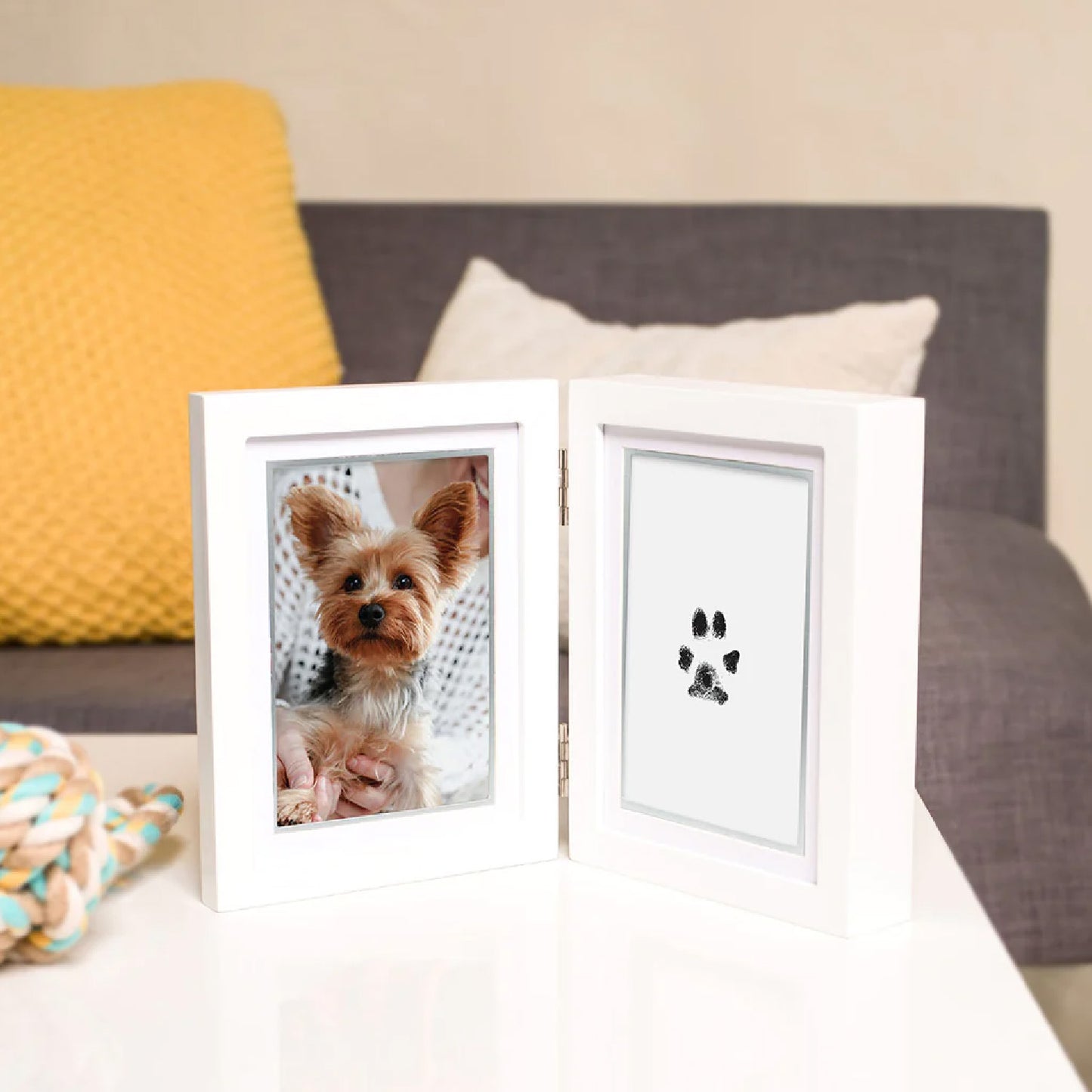 Pawprints Desk Frame - Ink
