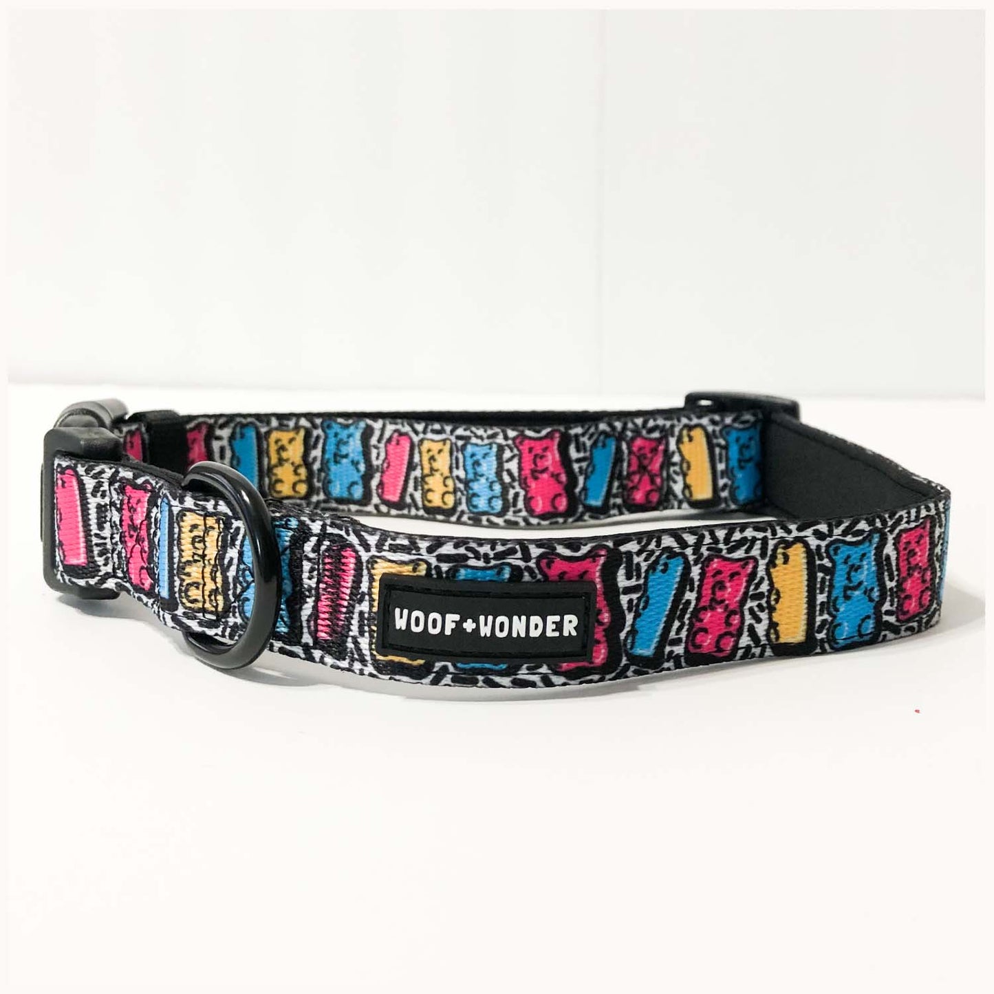 90s Gummy Bears Comfort Fit Collar