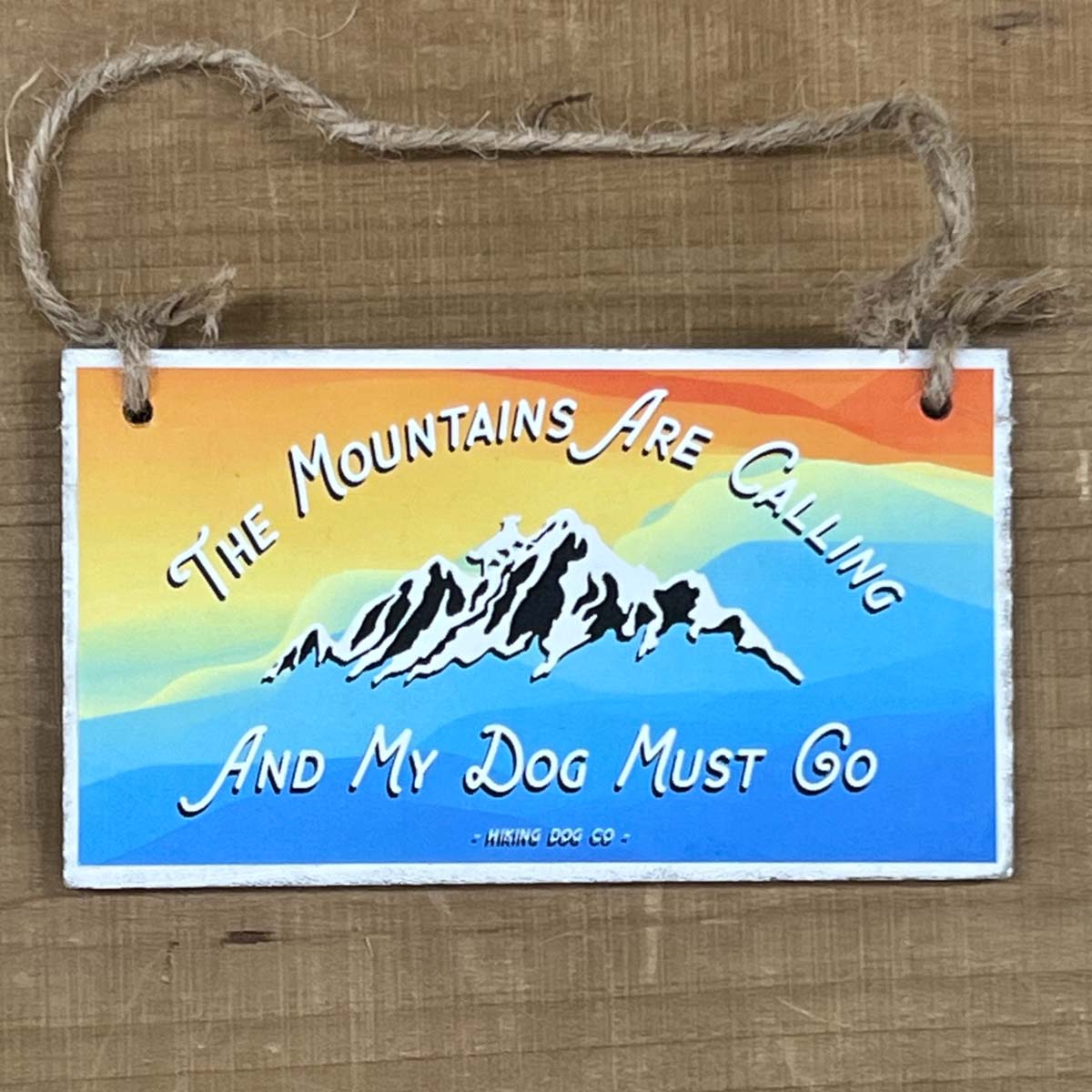 Novelty hanging plaque