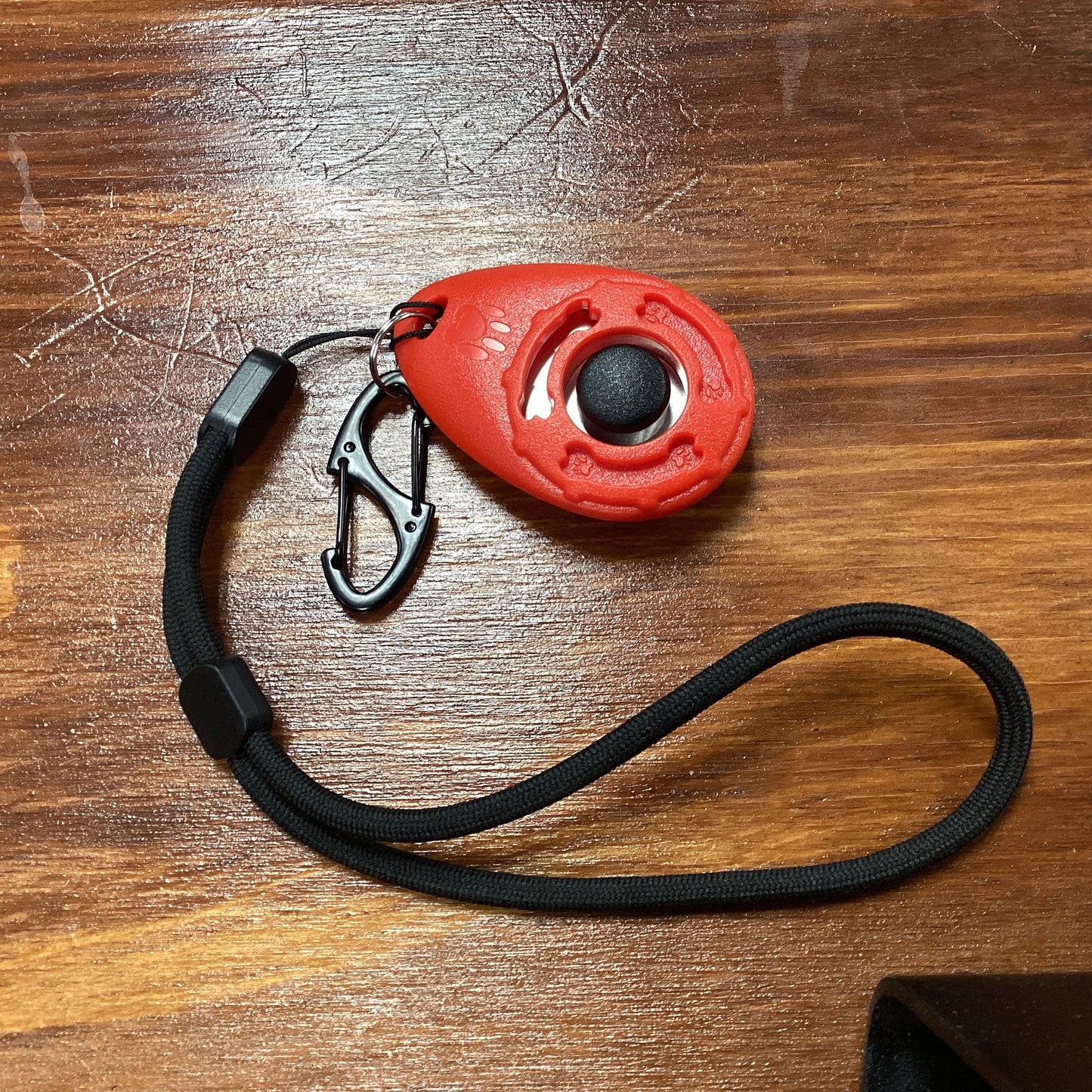 Training clicker & wrist strap