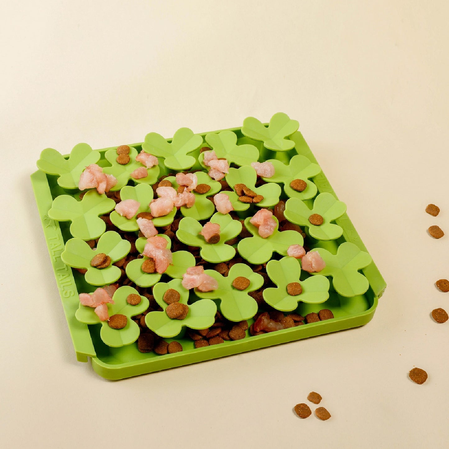 Tall Tails Clover Foraging Mat For Dogs